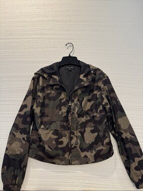 Love Tree Camouflage Hooded Windbreaker Jacket - Olive, Brown, Black